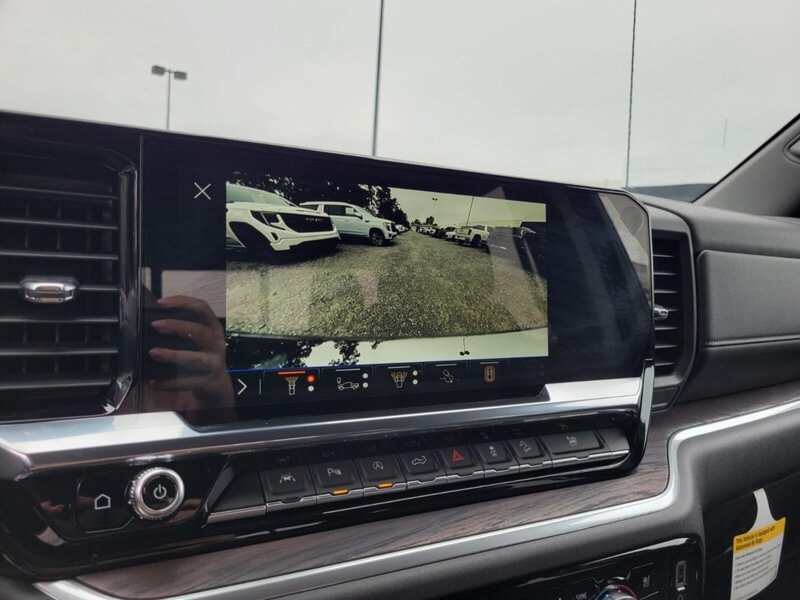 2026 GMC Sierra 1500 SLT - Photo 19