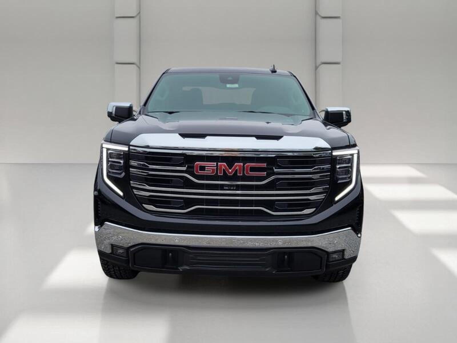 2026 GMC Sierra 1500 Crew Cab Short Box 4-Wheel Drive SLT