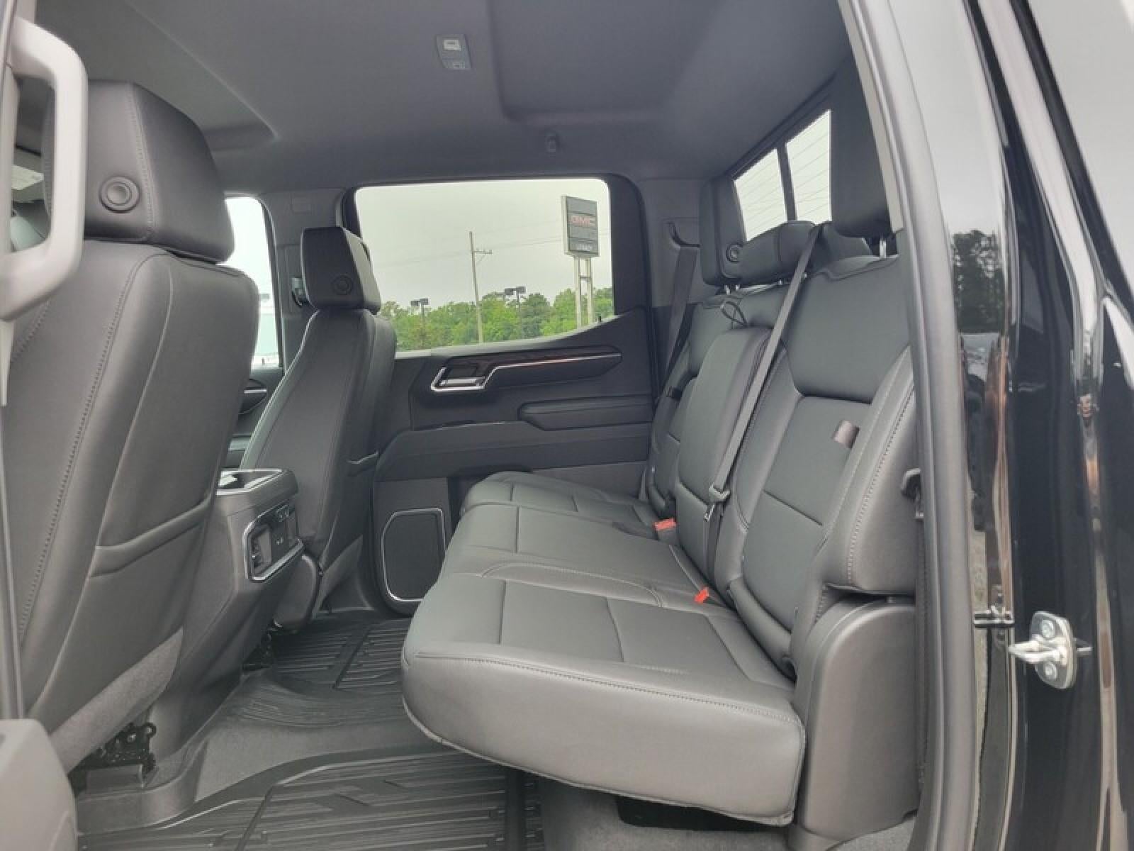 2026 GMC Sierra 1500 Crew Cab Short Box 4-Wheel Drive SLT