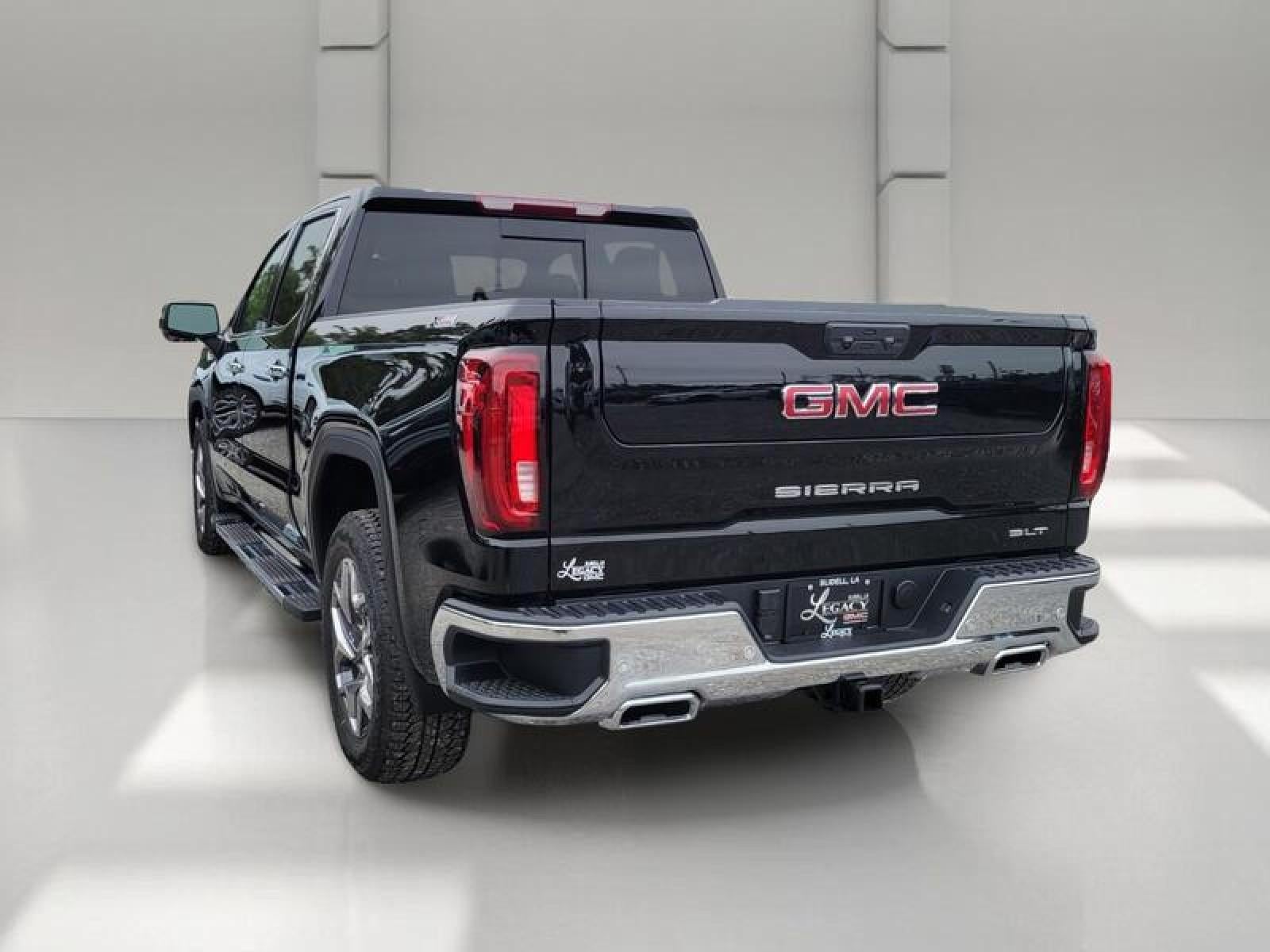 2026 GMC Sierra 1500 SLT - Photo 6