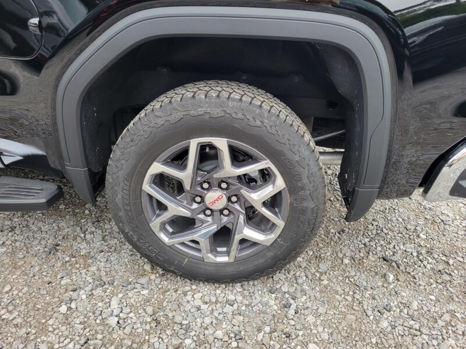 2026 GMC Sierra 1500 Crew Cab Short Box 4-Wheel Drive SLT