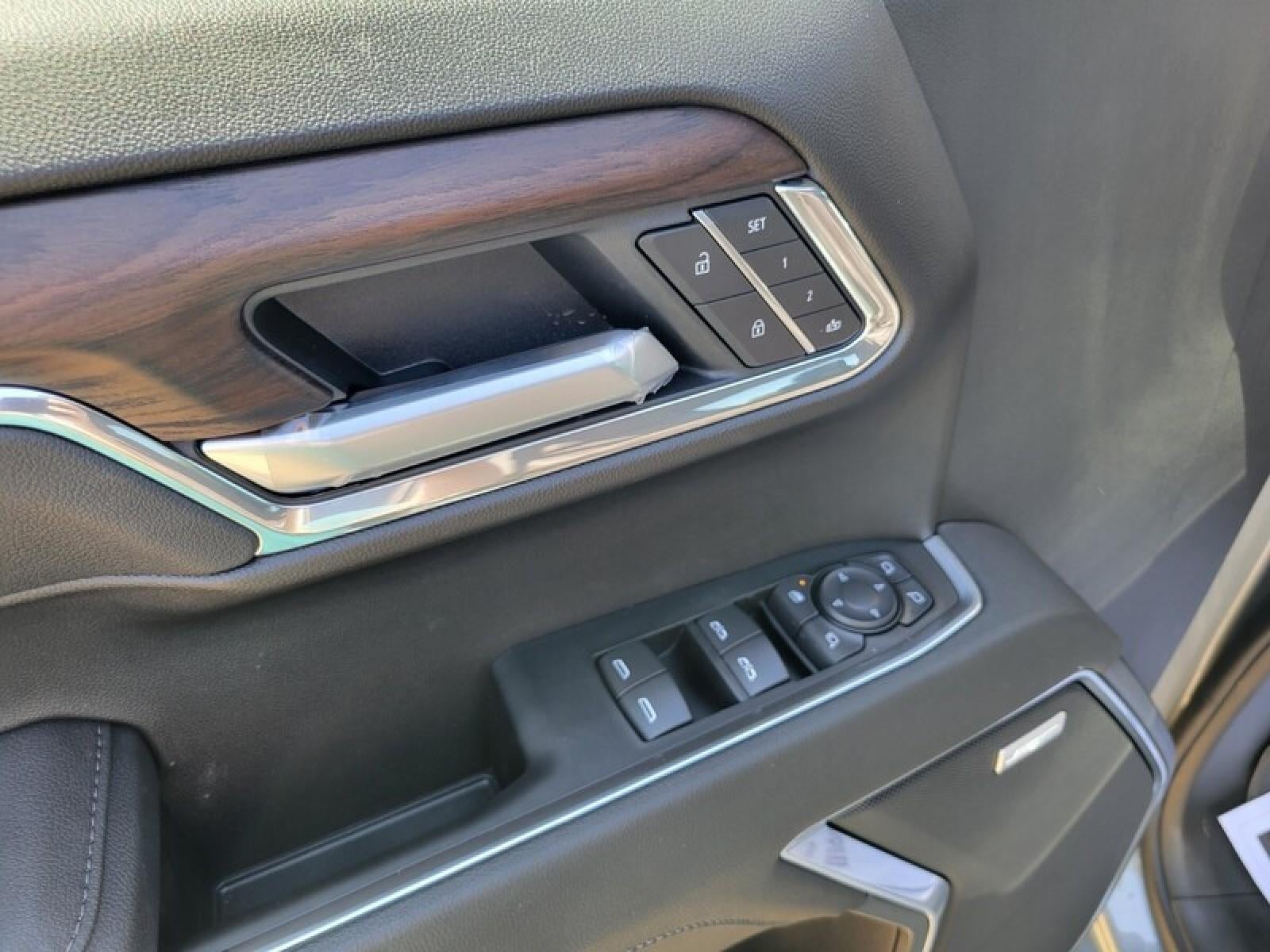 2026 GMC Sierra 1500 Crew Cab Short Box 4-Wheel Drive SLT