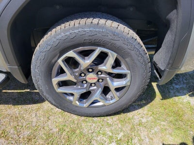 2026 GMC Sierra 1500 Crew Cab Short Box 4-Wheel Drive SLT