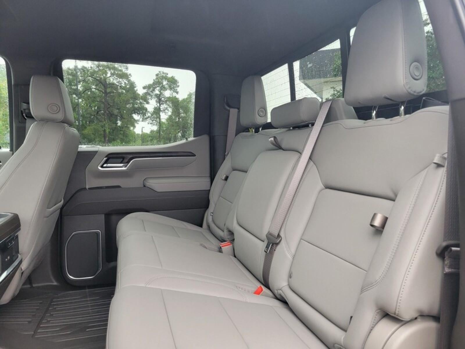 2026 GMC Sierra 1500 Crew Cab Standard Box 4-Wheel Drive SLT