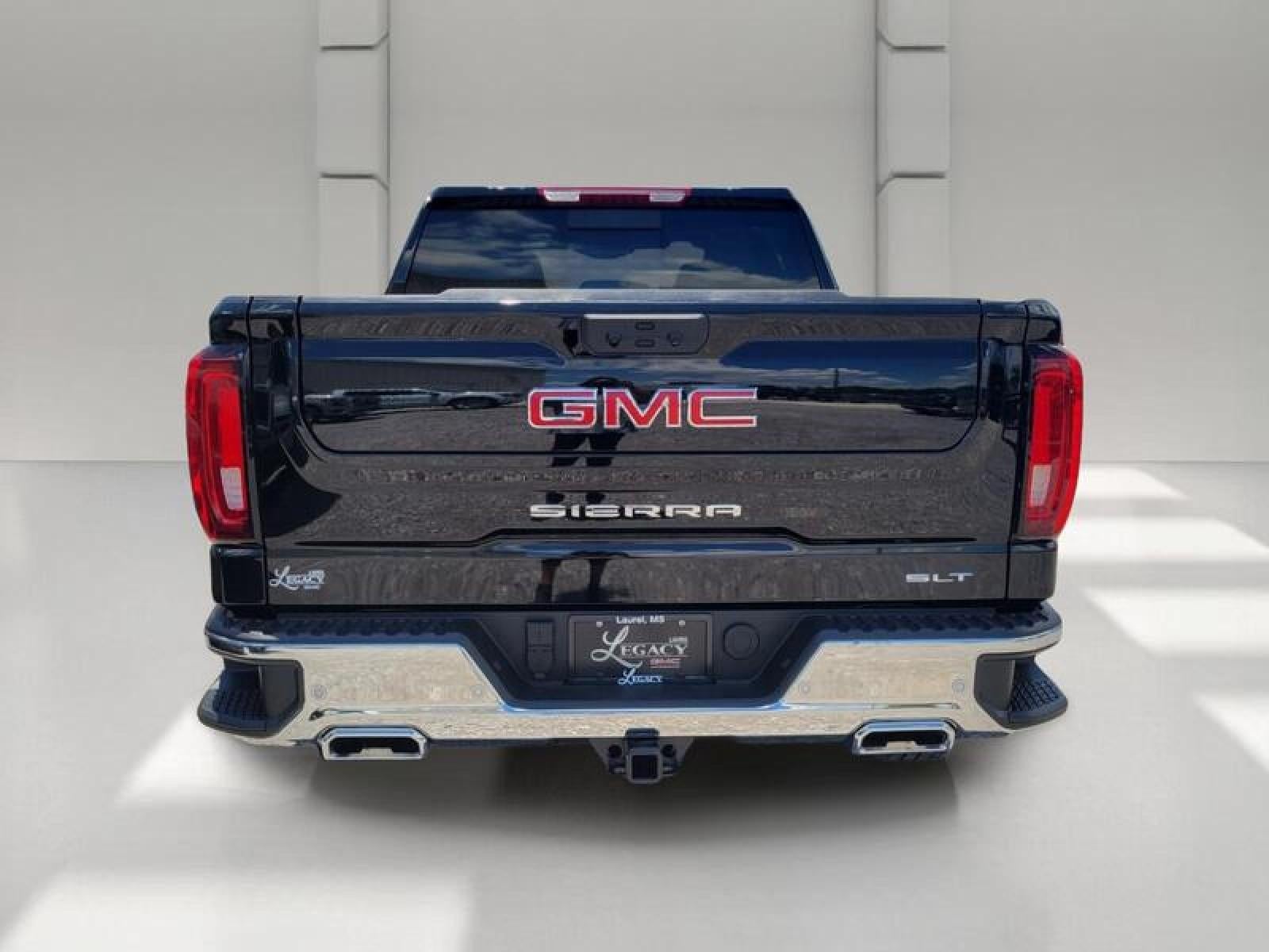 2026 GMC Sierra 1500 Crew Cab Short Box 4-Wheel Drive SLT