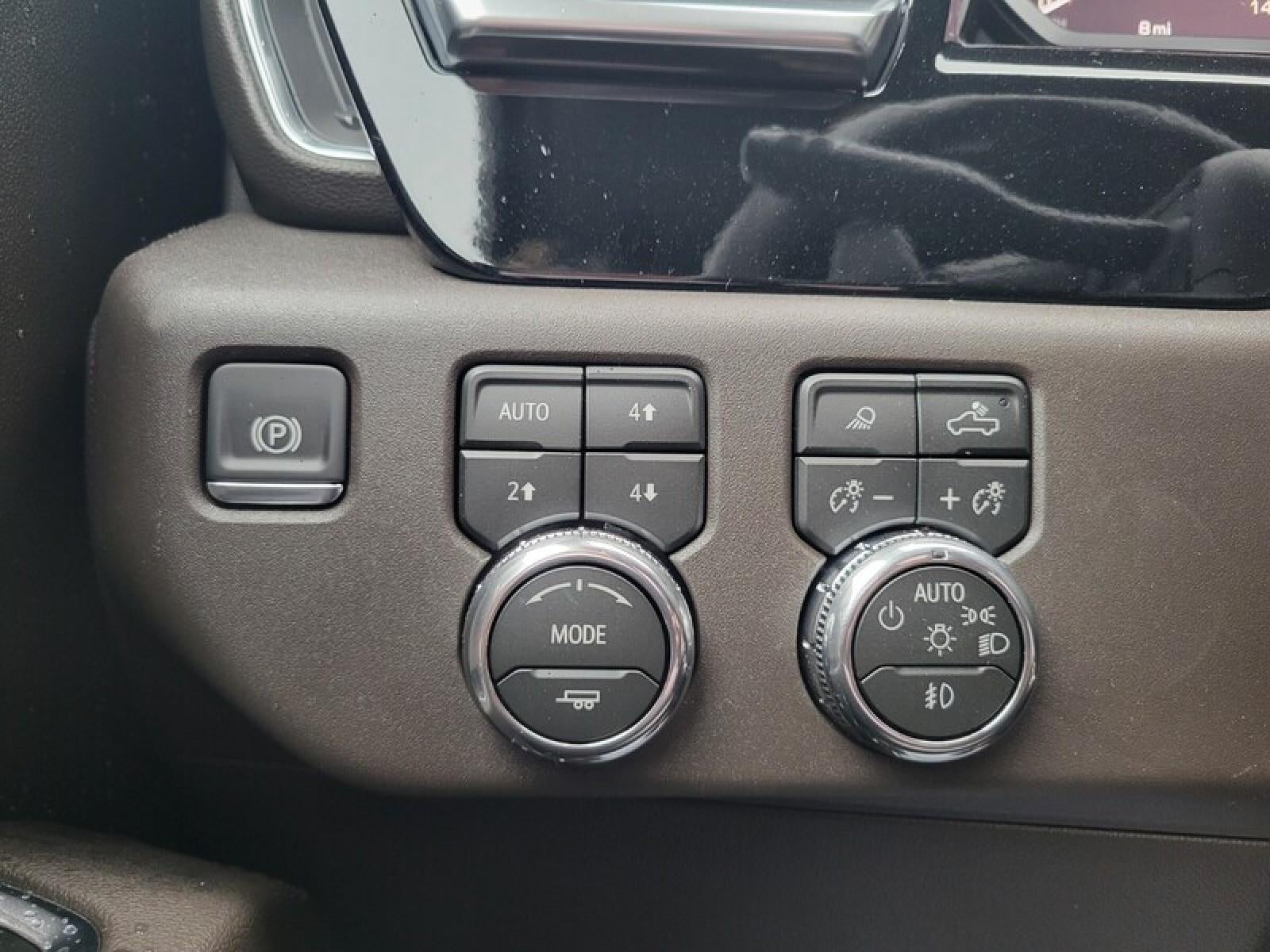 2026 GMC Sierra 1500 Crew Cab Short Box 4-Wheel Drive SLT