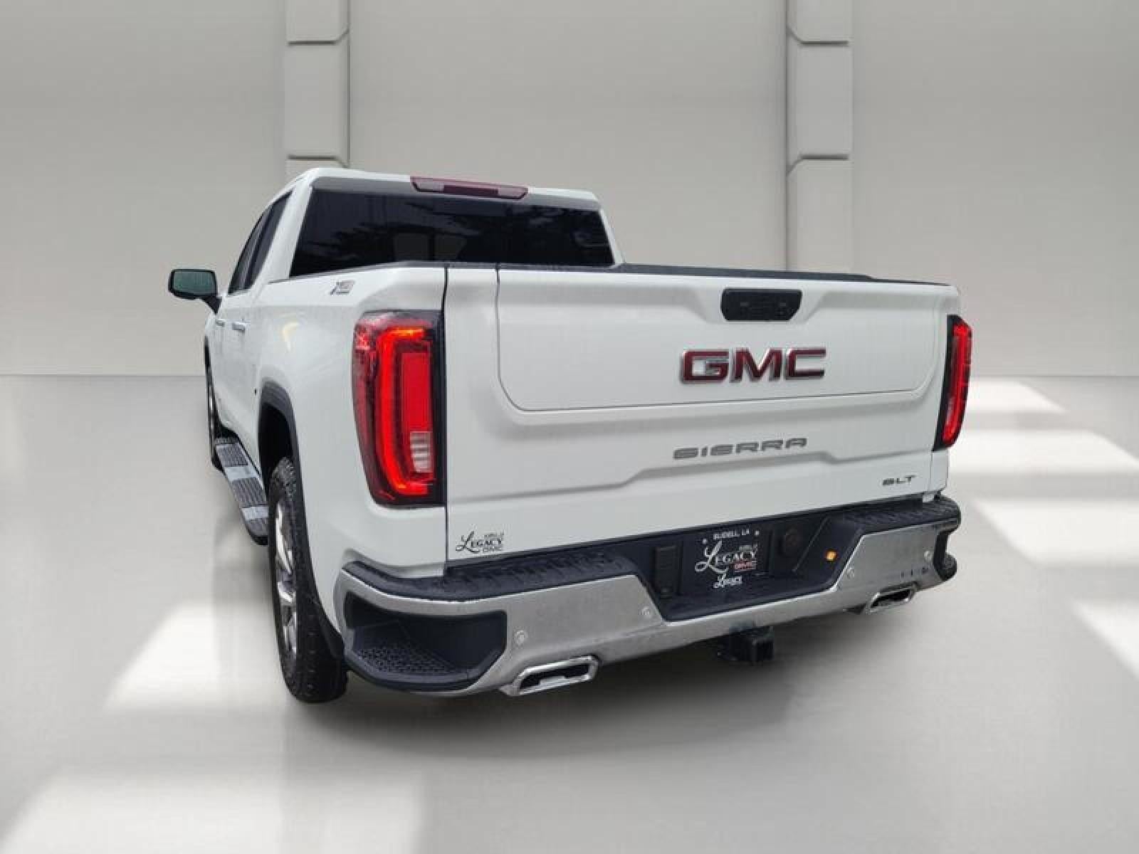 2026 GMC Sierra 1500 Crew Cab Short Box 4-Wheel Drive SLT