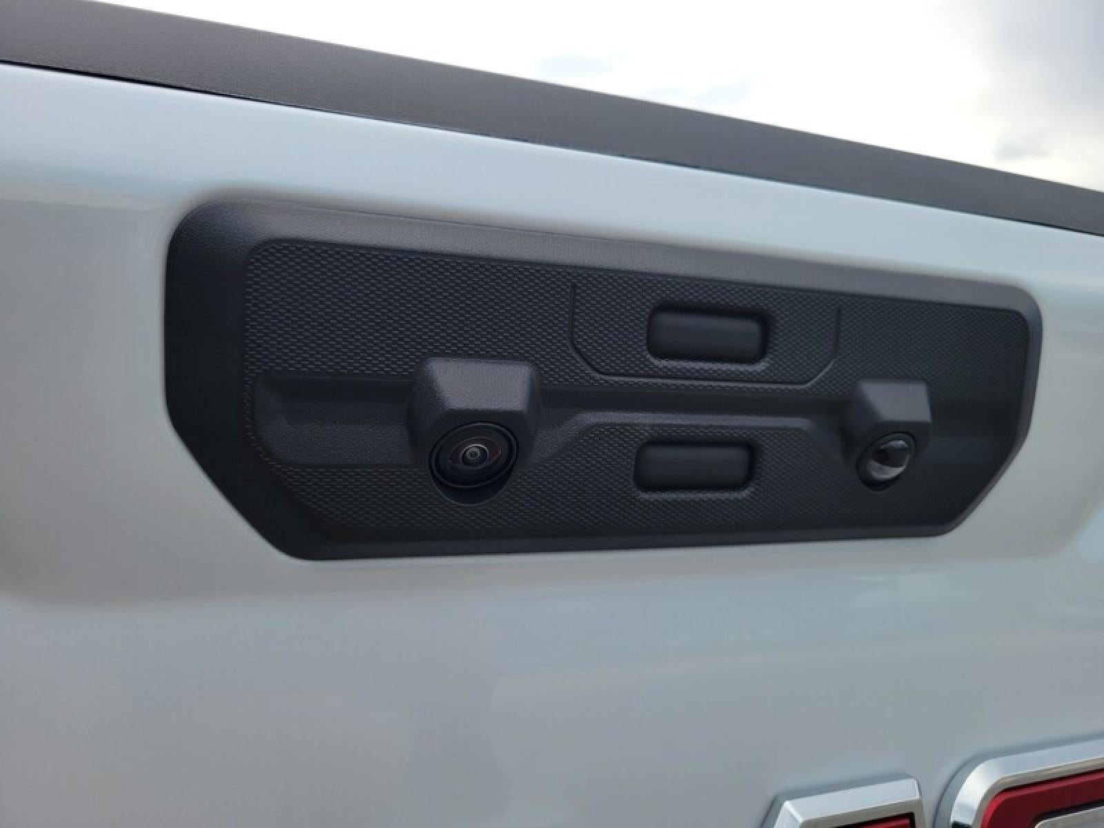2026 GMC Sierra 1500 Crew Cab Short Box 4-Wheel Drive SLT