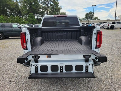 2026 GMC Sierra 1500 Crew Cab Short Box 4-Wheel Drive SLT