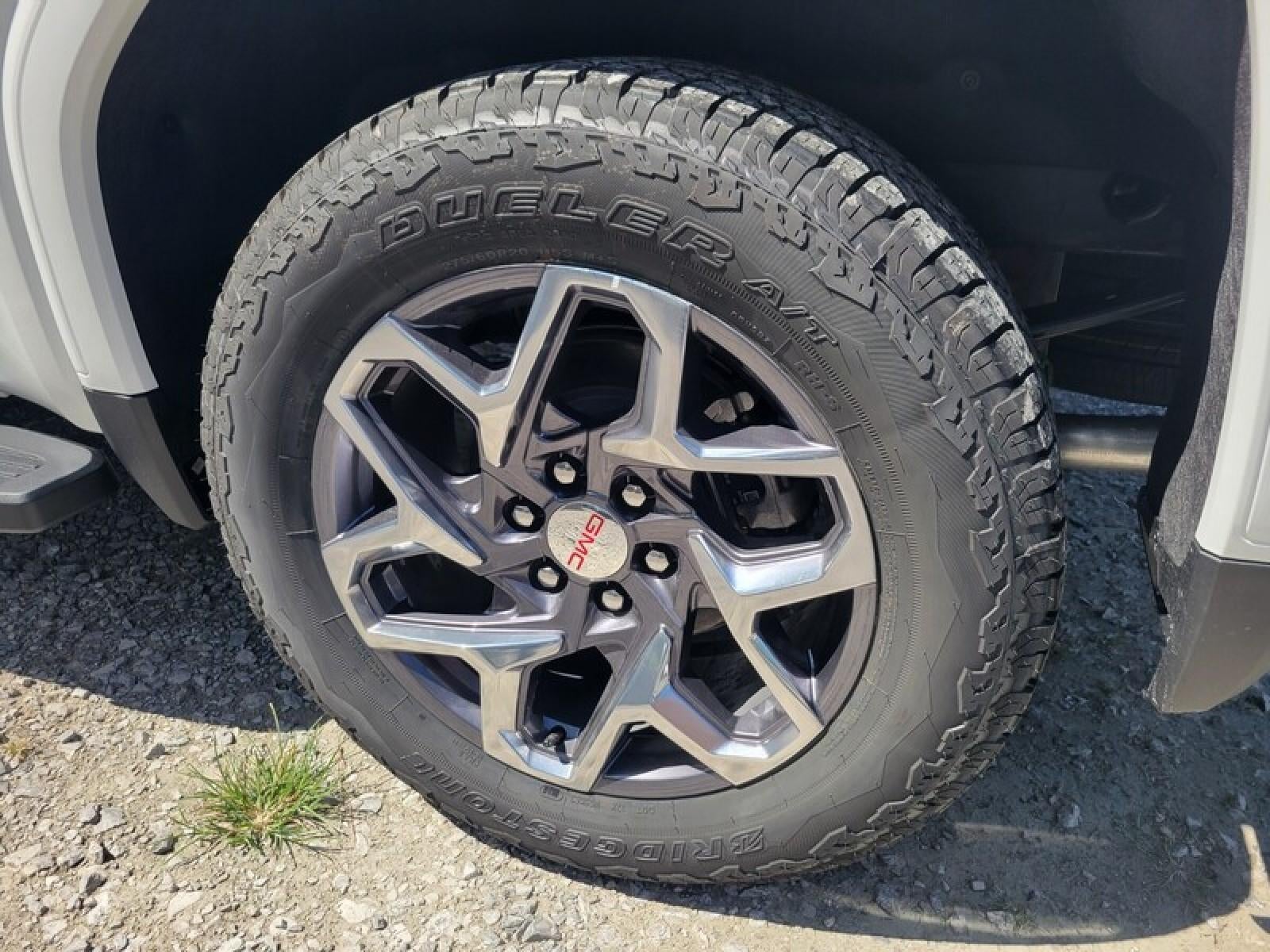 2026 GMC Sierra 1500 Crew Cab Short Box 4-Wheel Drive SLT