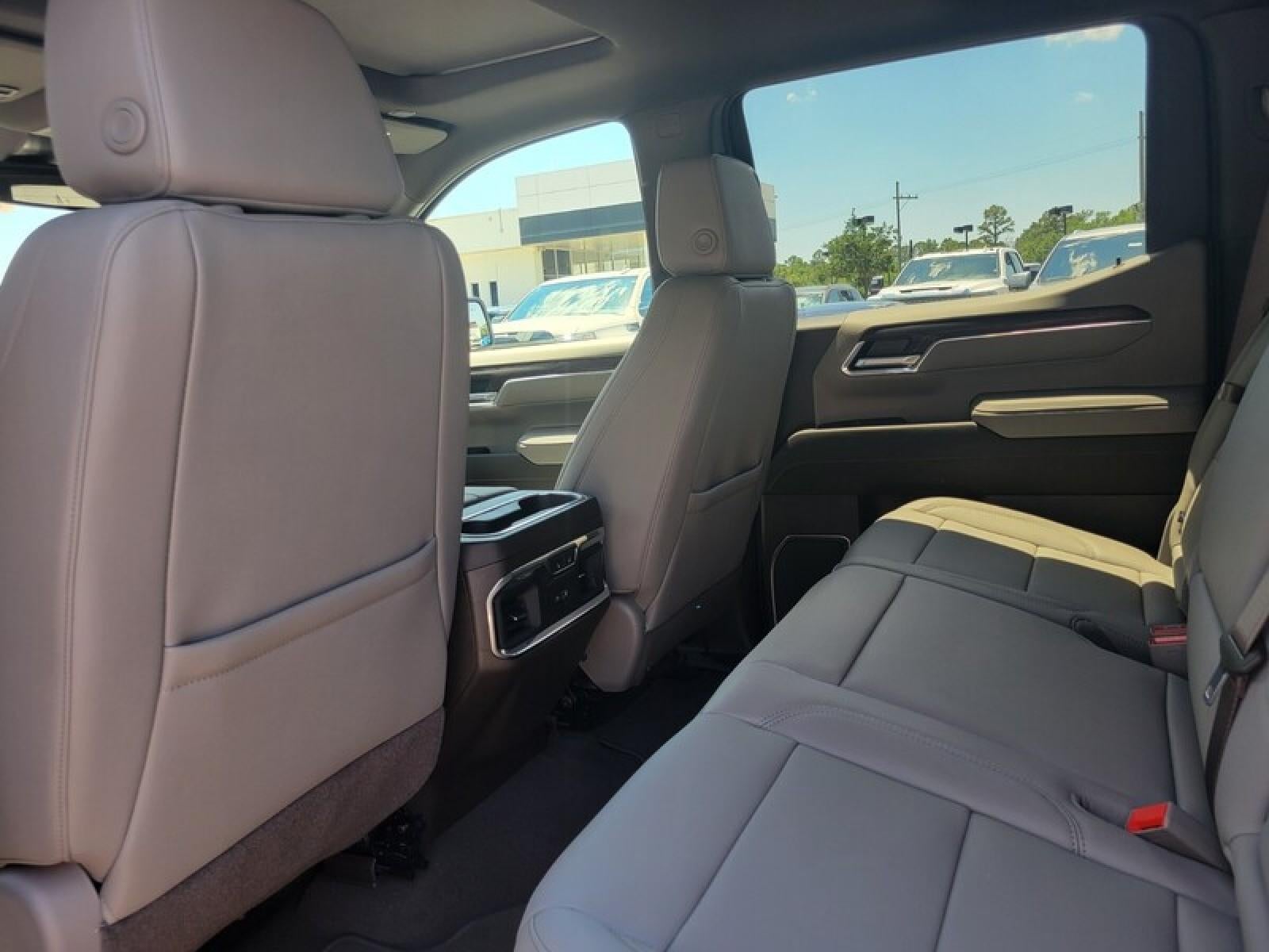 2026 GMC Sierra 1500 Crew Cab Short Box 4-Wheel Drive SLT