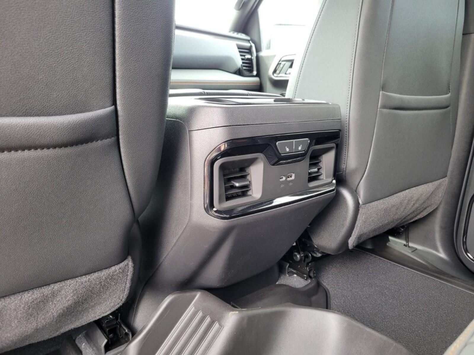 2026 GMC Sierra 1500 Crew Cab Short Box 4-Wheel Drive AT4