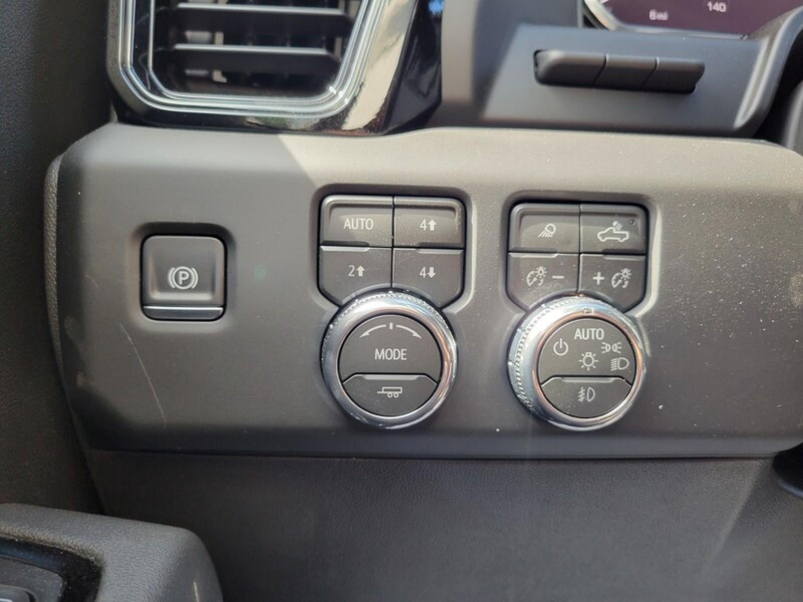 2026 GMC Sierra 1500 Crew Cab Short Box 4-Wheel Drive AT4