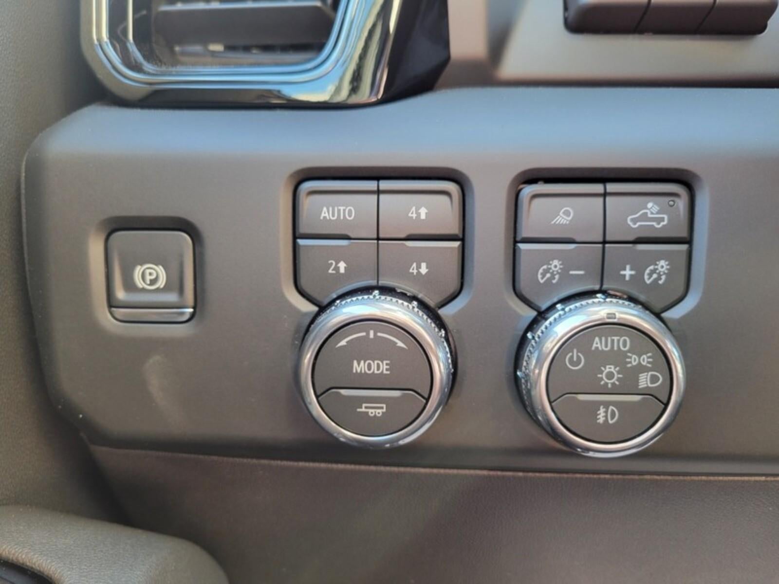 2026 GMC Sierra 1500 Crew Cab Short Box 4-Wheel Drive AT4