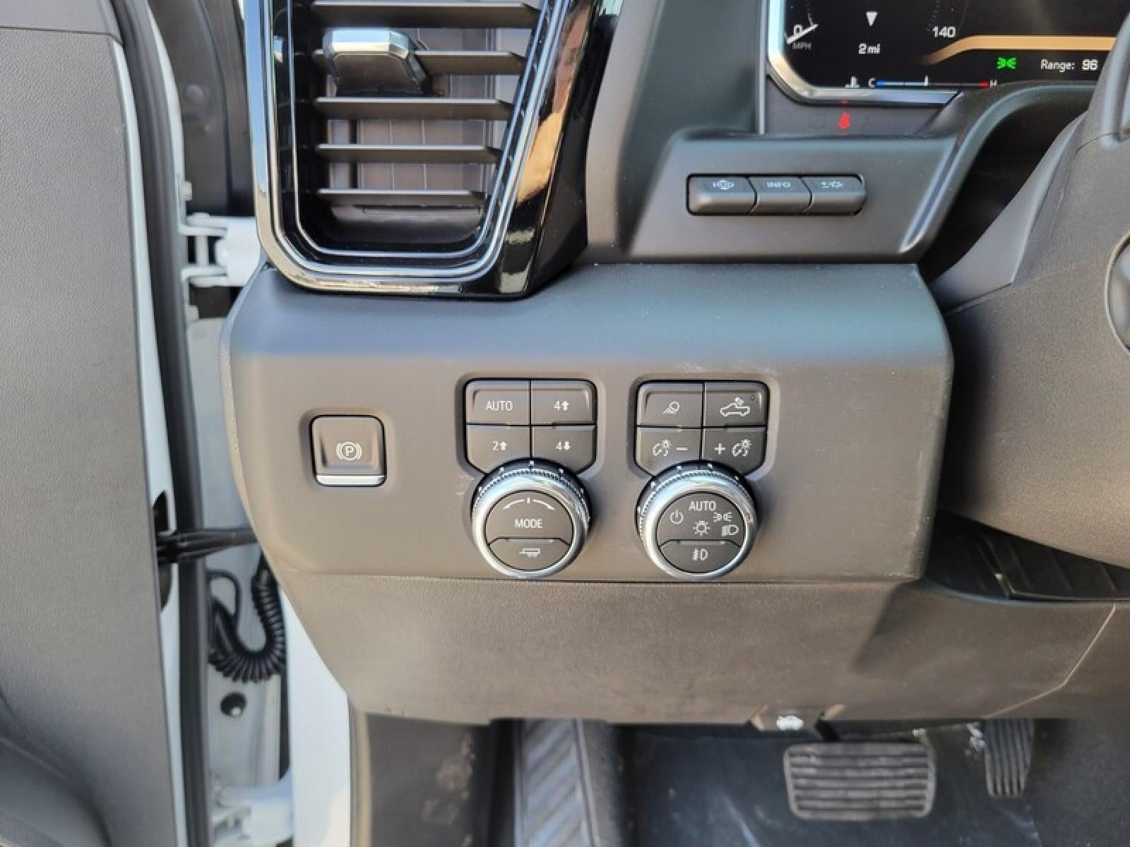 2026 GMC Sierra 1500 Crew Cab Short Box 4-Wheel Drive AT4