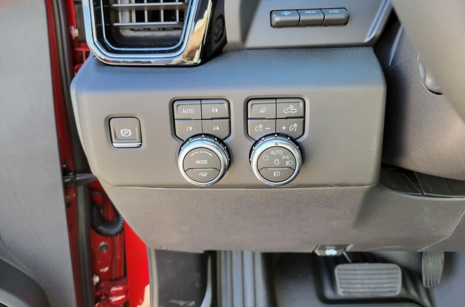 2026 GMC Sierra 1500 Crew Cab Short Box 4-Wheel Drive AT4