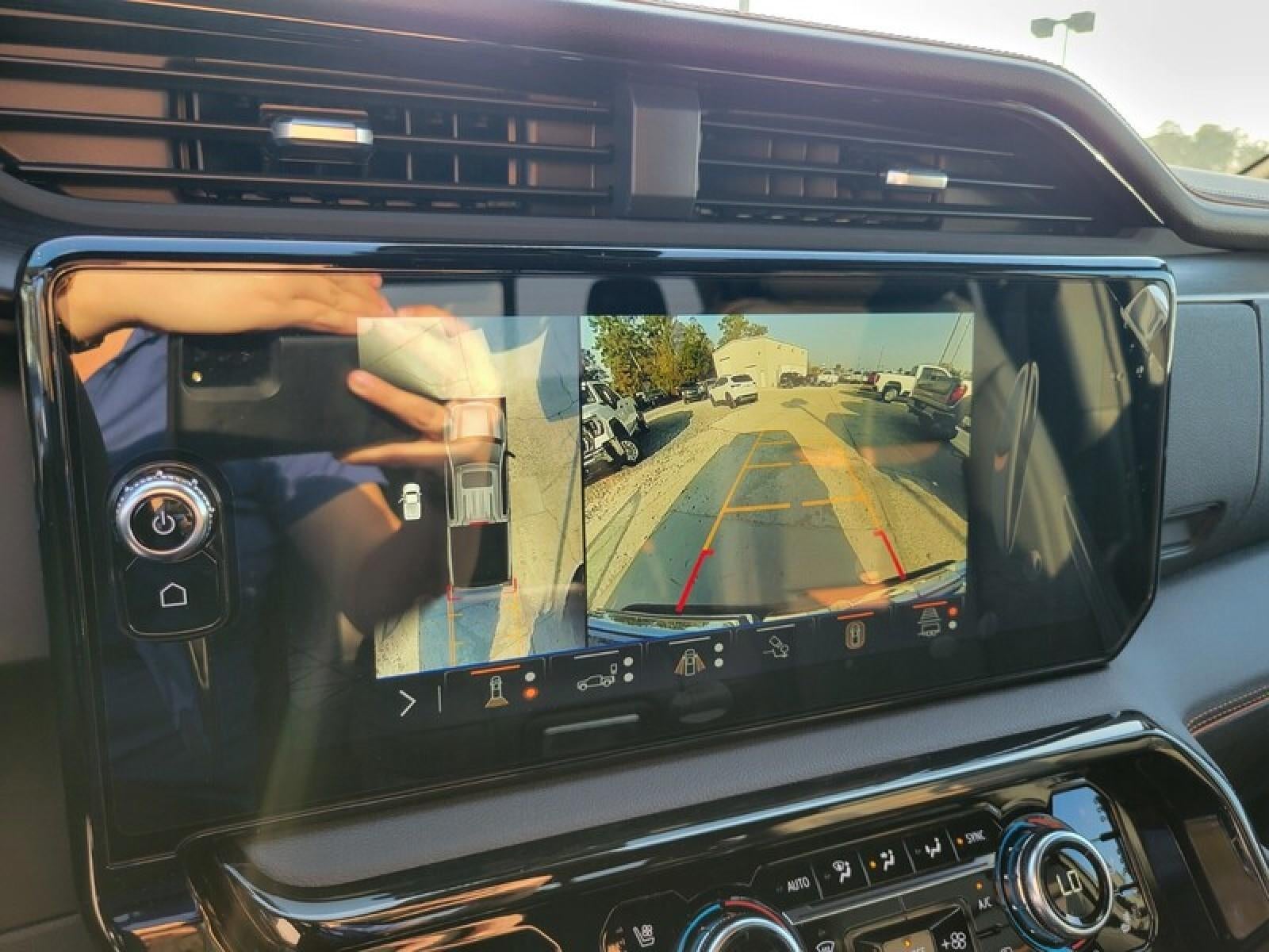 2026 GMC Sierra 1500 Crew Cab Short Box 4-Wheel Drive AT4