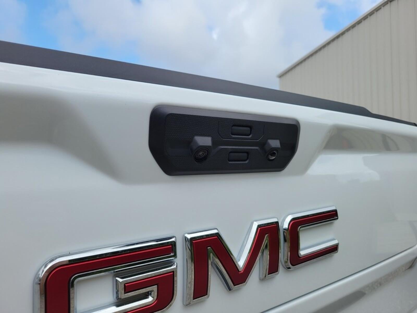 2026 GMC Sierra 1500 Crew Cab Short Box 4-Wheel Drive AT4
