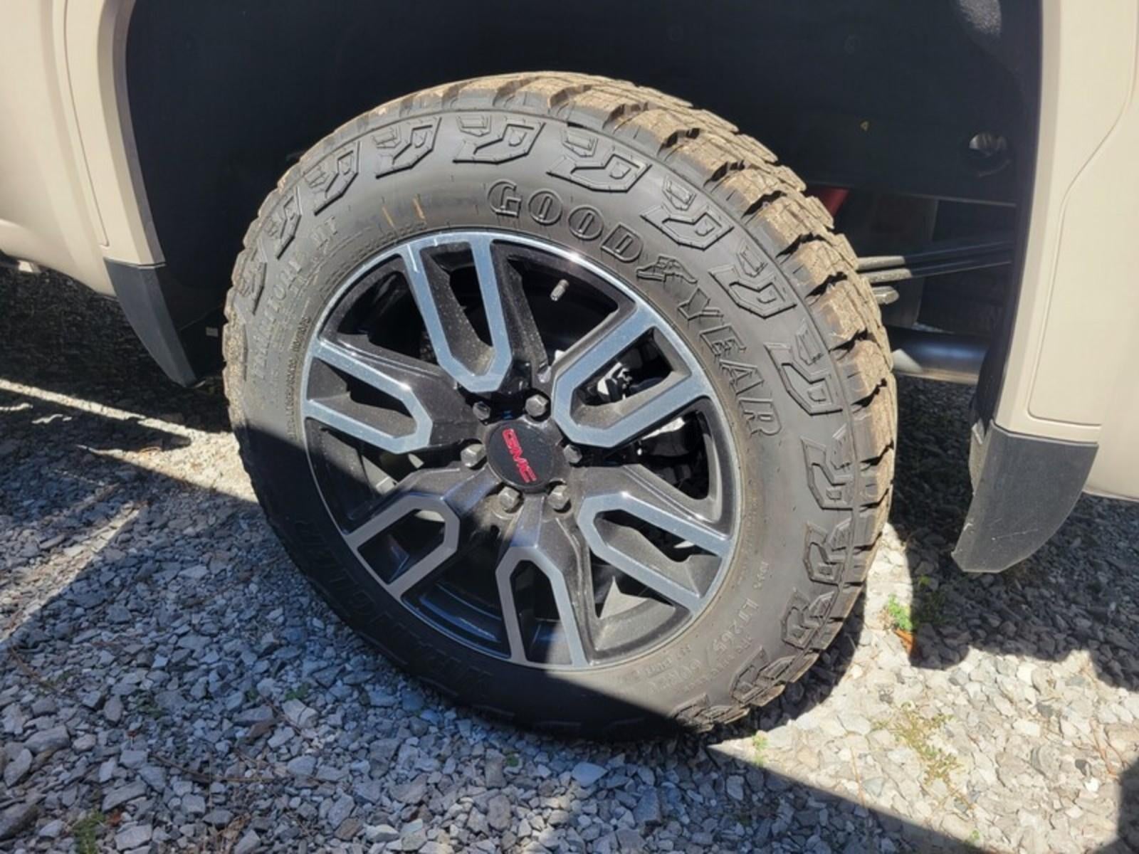 2026 GMC Sierra 1500 Crew Cab Short Box 4-Wheel Drive AT4