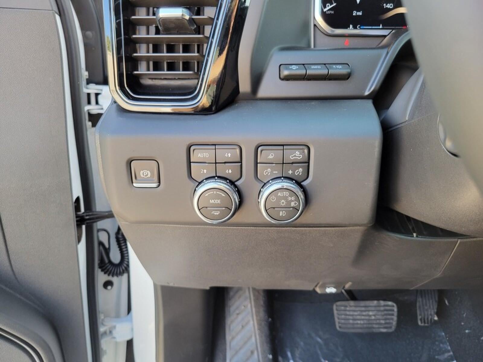 2026 GMC Sierra 1500 Crew Cab Short Box 4-Wheel Drive AT4