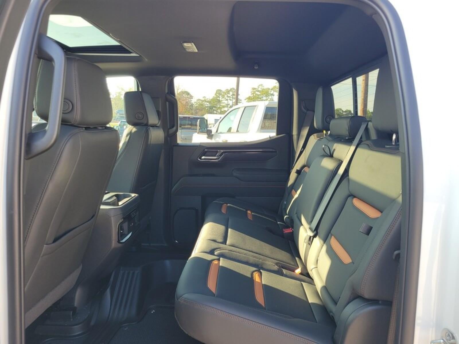 2026 GMC Sierra 1500 Crew Cab Short Box 4-Wheel Drive AT4