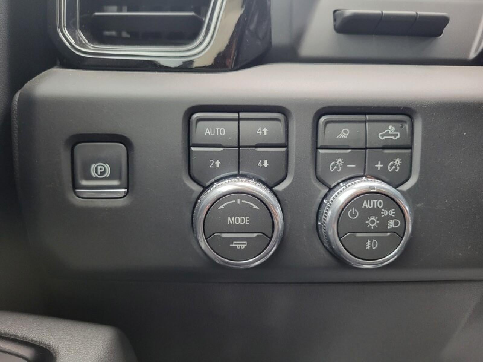 2026 GMC Sierra 1500 Crew Cab Short Box 4-Wheel Drive AT4