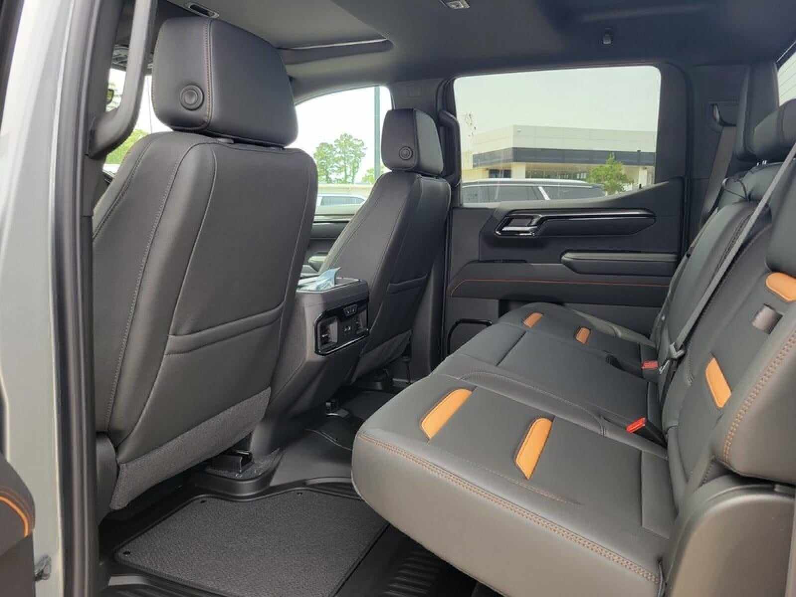 2026 GMC Sierra 1500 Crew Cab Short Box 4-Wheel Drive AT4
