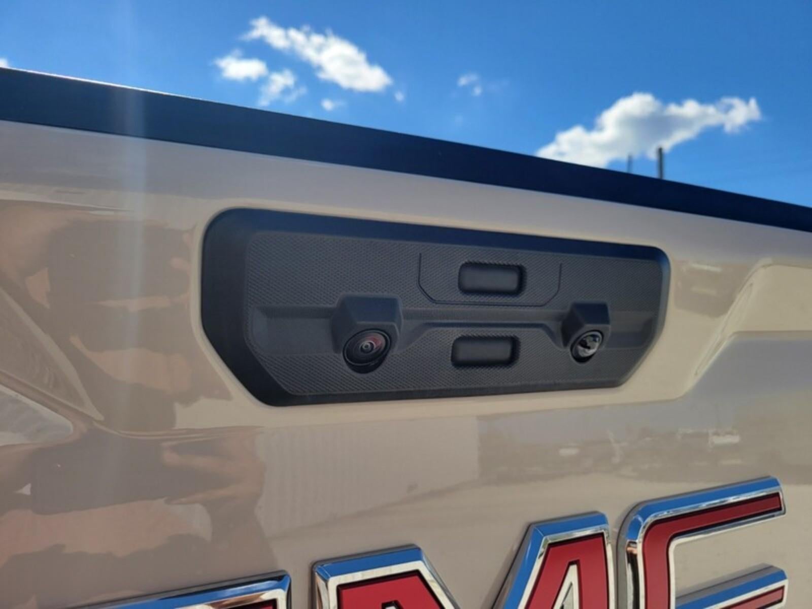 2026 GMC Sierra 1500 Crew Cab Short Box 4-Wheel Drive AT4