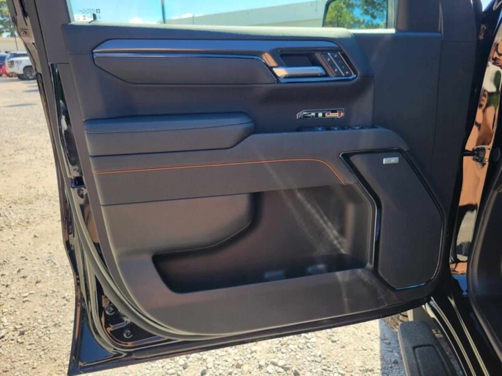 2026 GMC Sierra 1500 AT4 - Photo 14