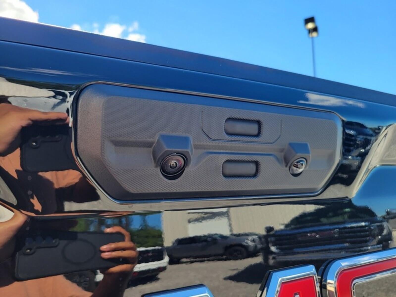 2026 GMC Sierra 1500 AT4 - Photo 7