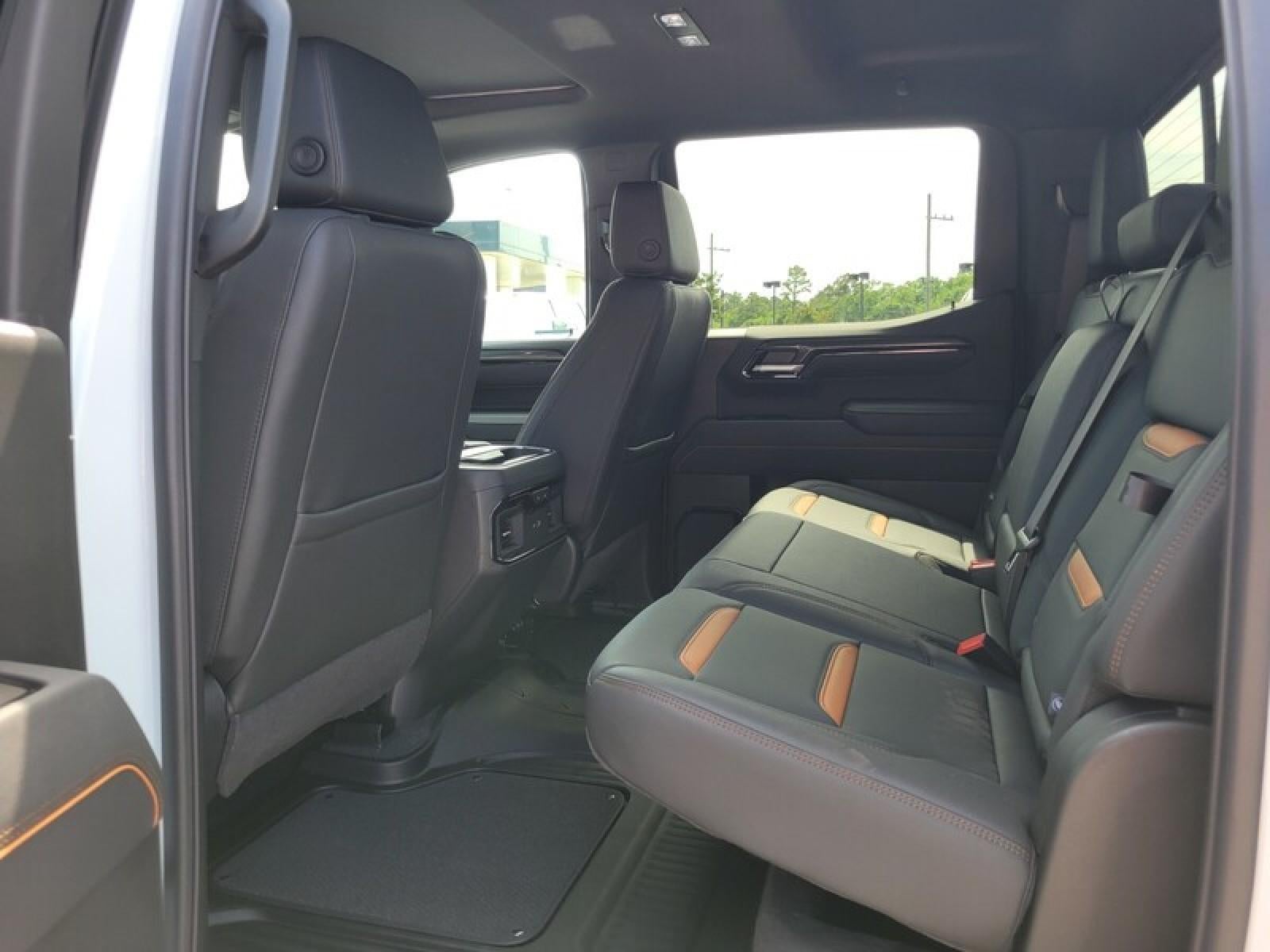 2026 GMC Sierra 1500 Crew Cab Short Box 4-Wheel Drive AT4