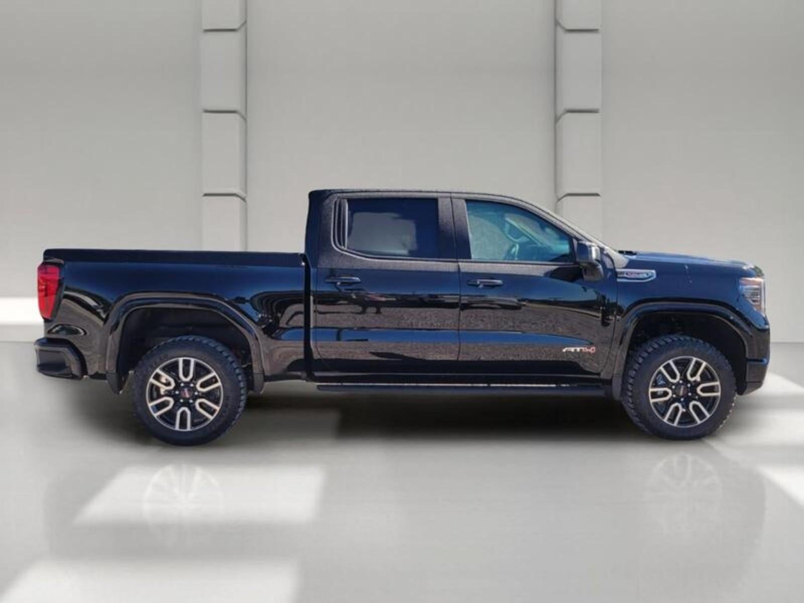 2026 GMC Sierra 1500 Crew Cab Short Box 4-Wheel Drive AT4