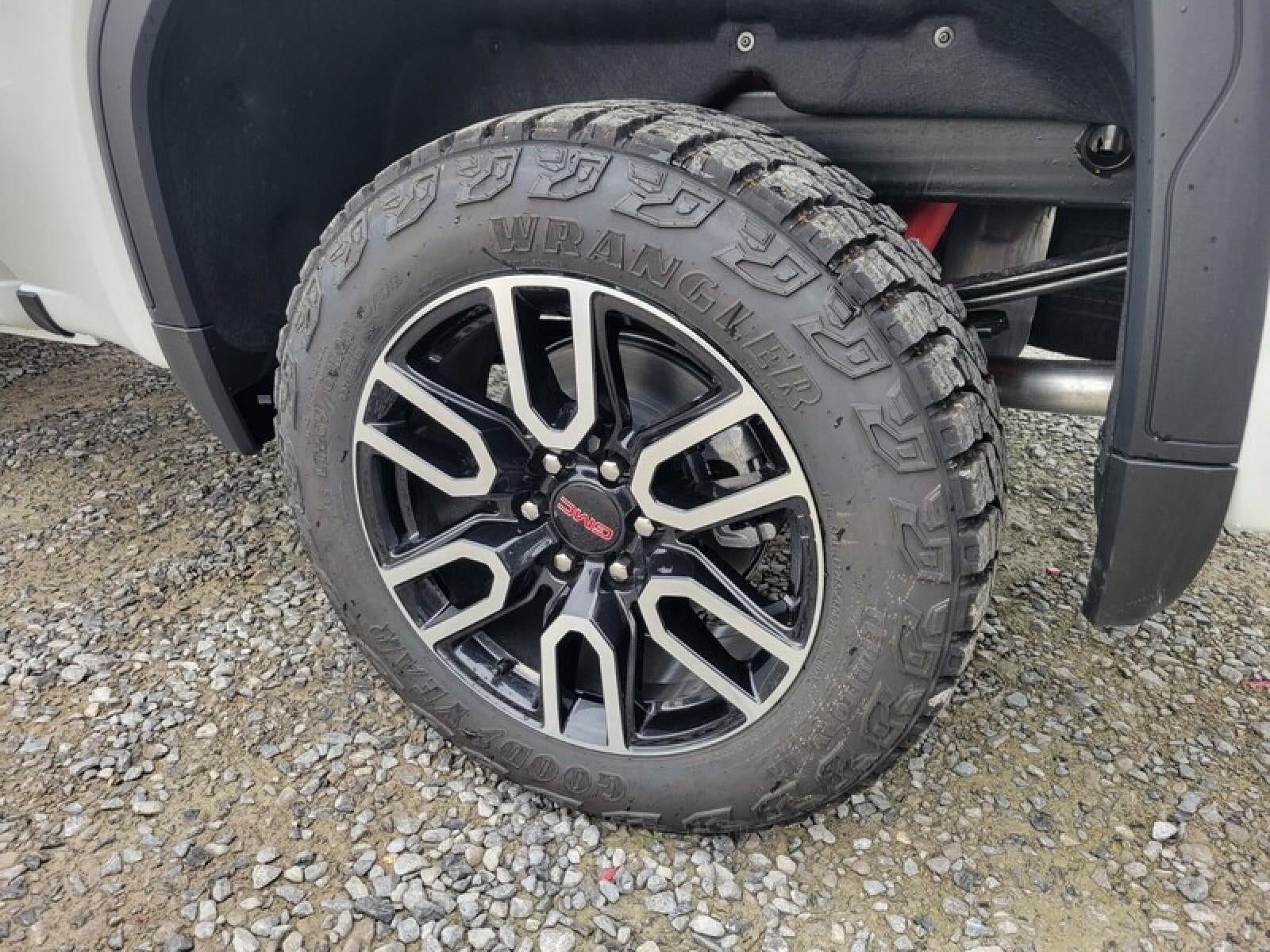 2026 GMC Sierra 1500 Crew Cab Short Box 4-Wheel Drive AT4