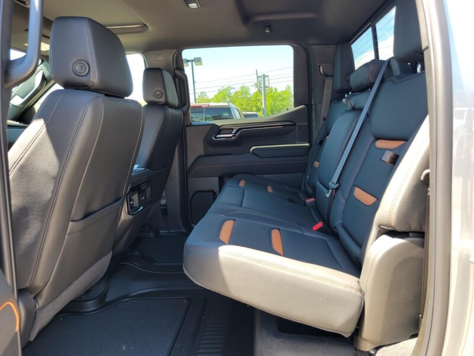 2026 GMC Sierra 1500 Crew Cab Short Box 4-Wheel Drive AT4