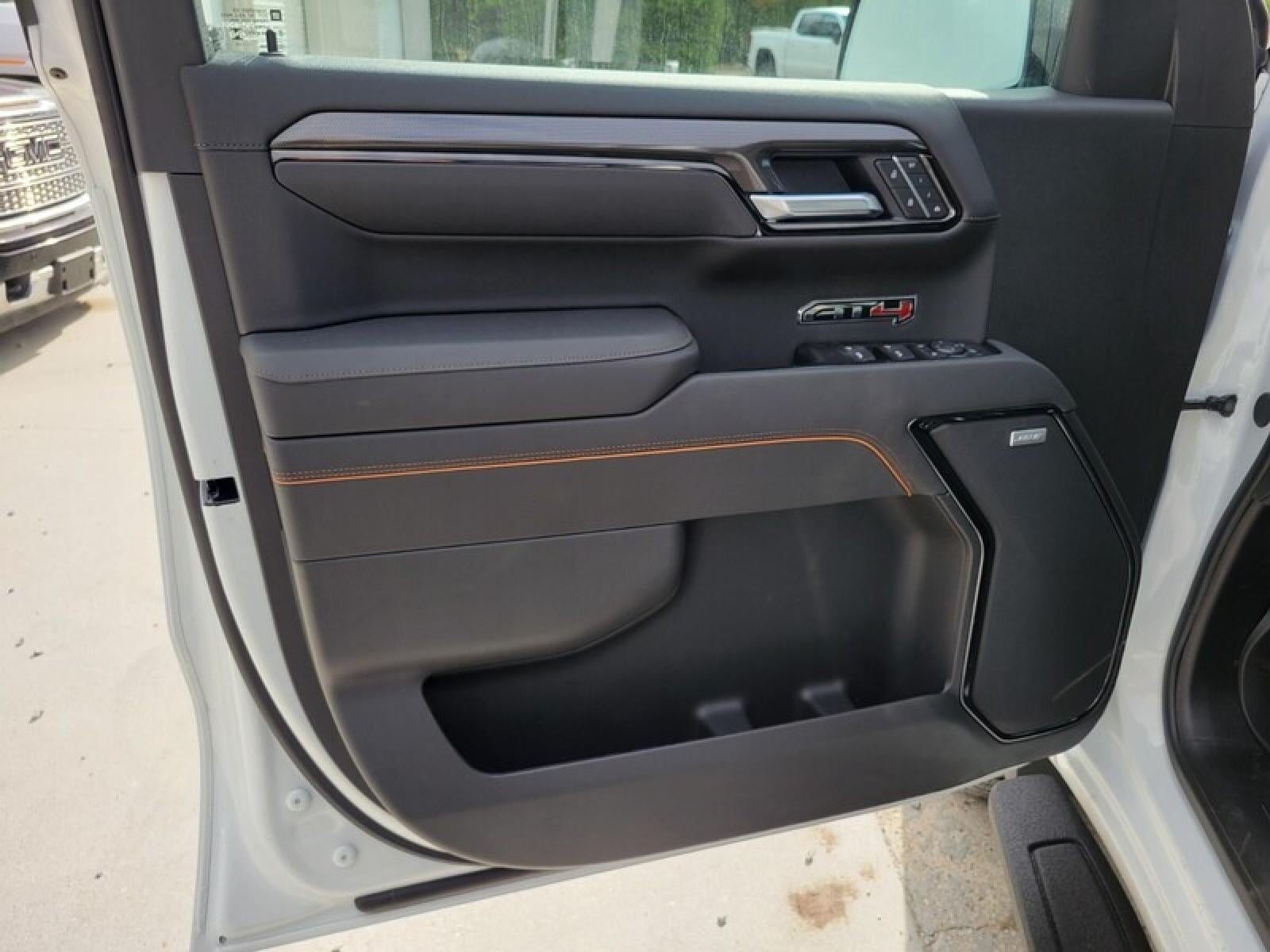 2026 GMC Sierra 1500 Crew Cab Short Box 4-Wheel Drive AT4