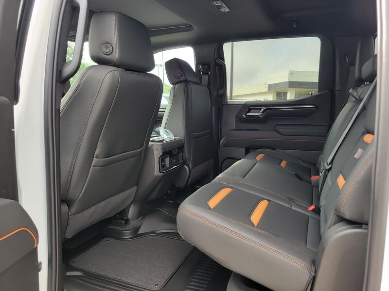 2026 GMC Sierra 1500 Crew Cab Short Box 4-Wheel Drive AT4