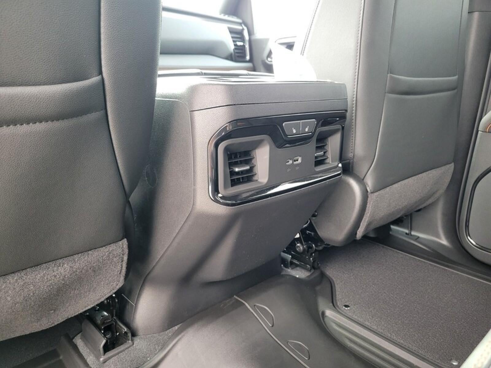 2026 GMC Sierra 1500 Crew Cab Short Box 4-Wheel Drive AT4