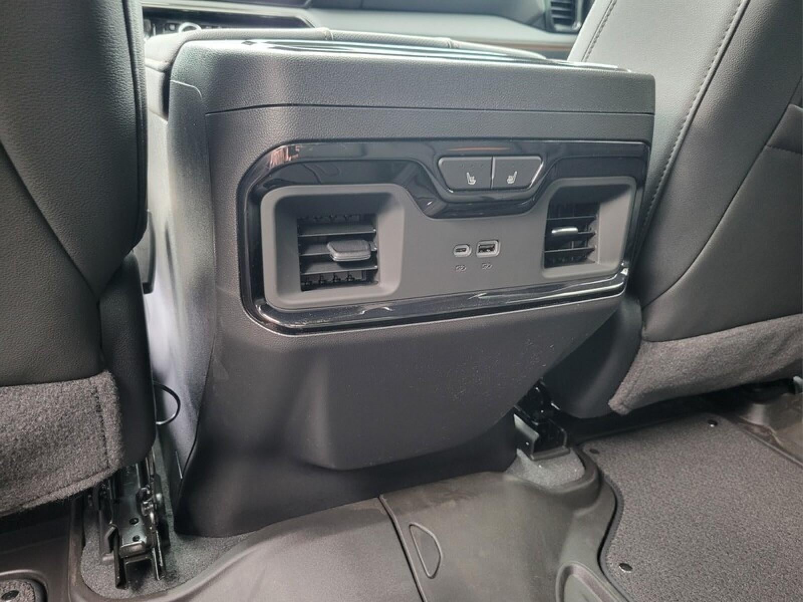 2026 GMC Sierra 1500 Crew Cab Short Box 4-Wheel Drive AT4