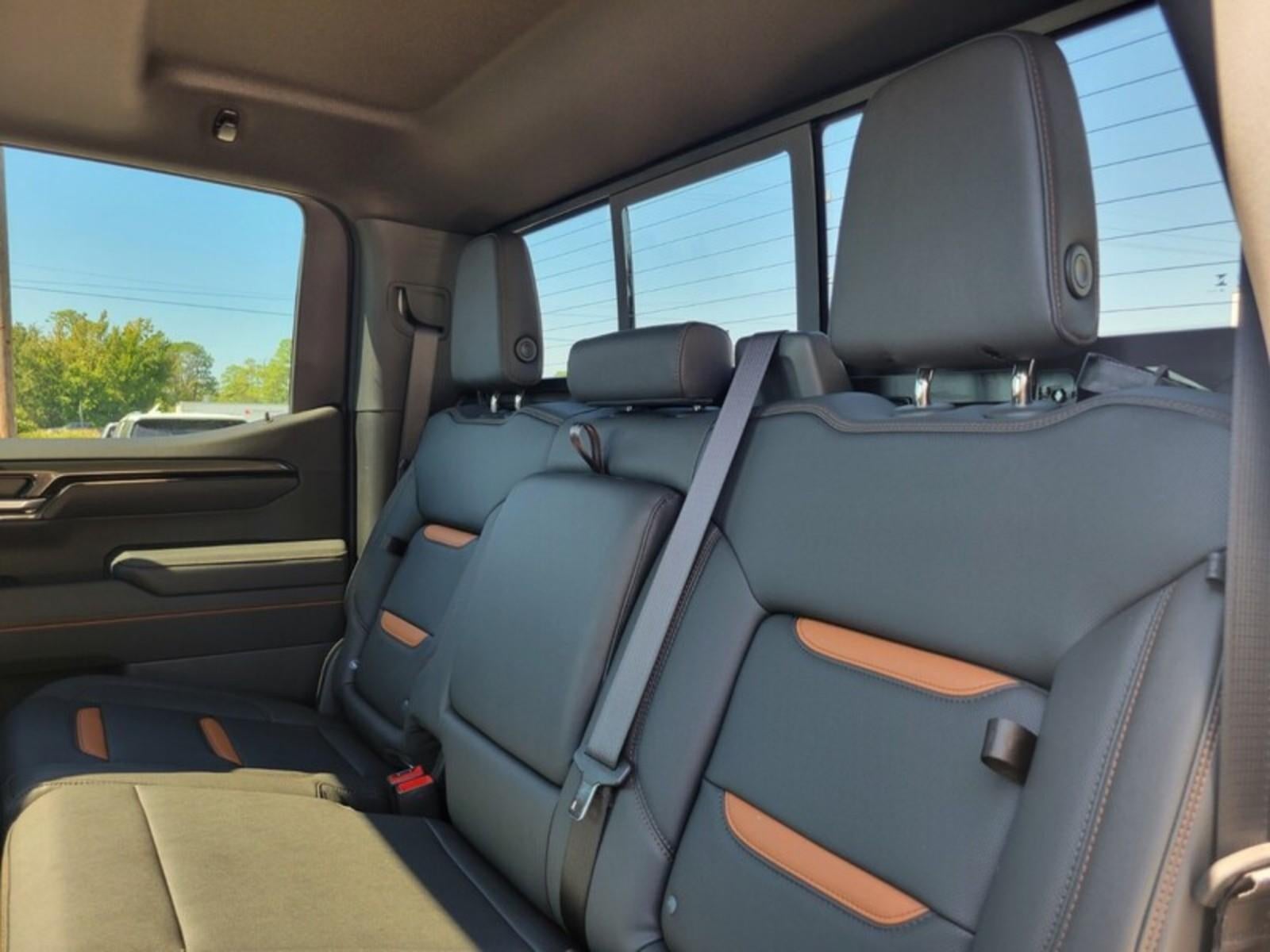 2026 GMC Sierra 1500 Crew Cab Short Box 4-Wheel Drive AT4