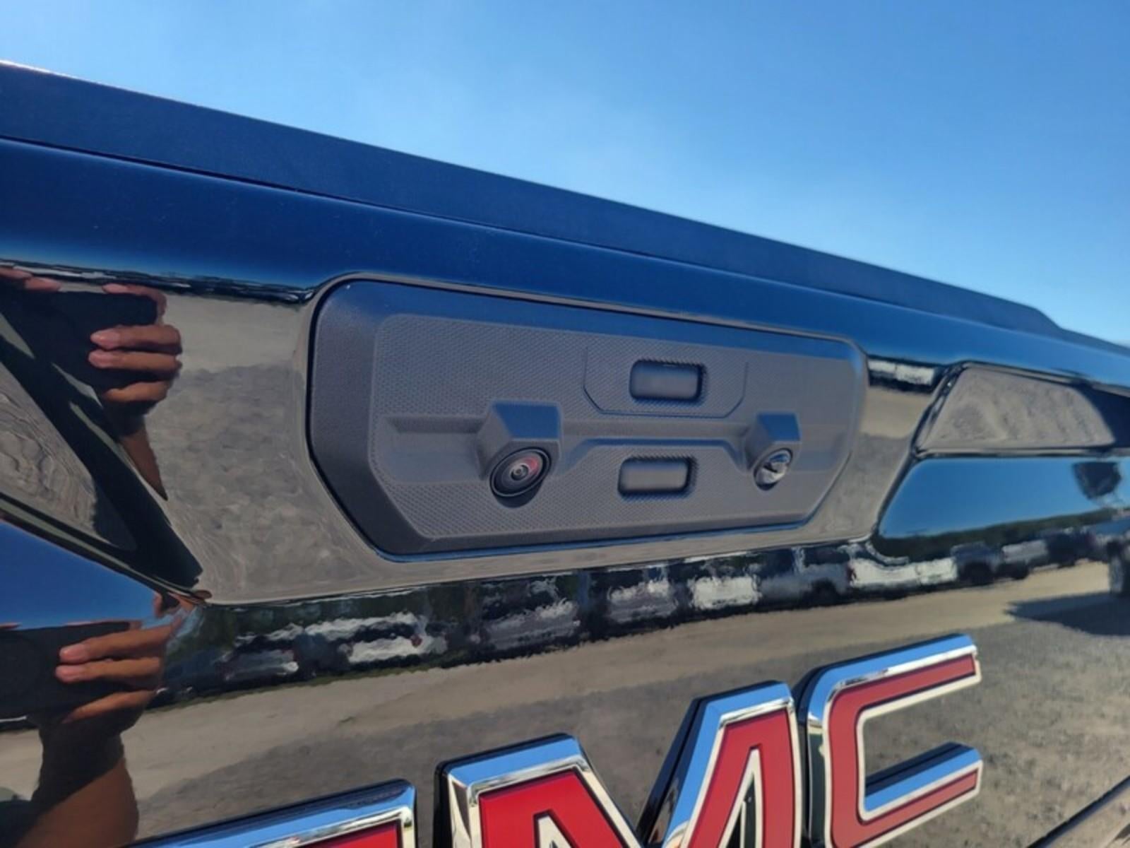 2026 GMC Sierra 1500 Crew Cab Short Box 4-Wheel Drive AT4
