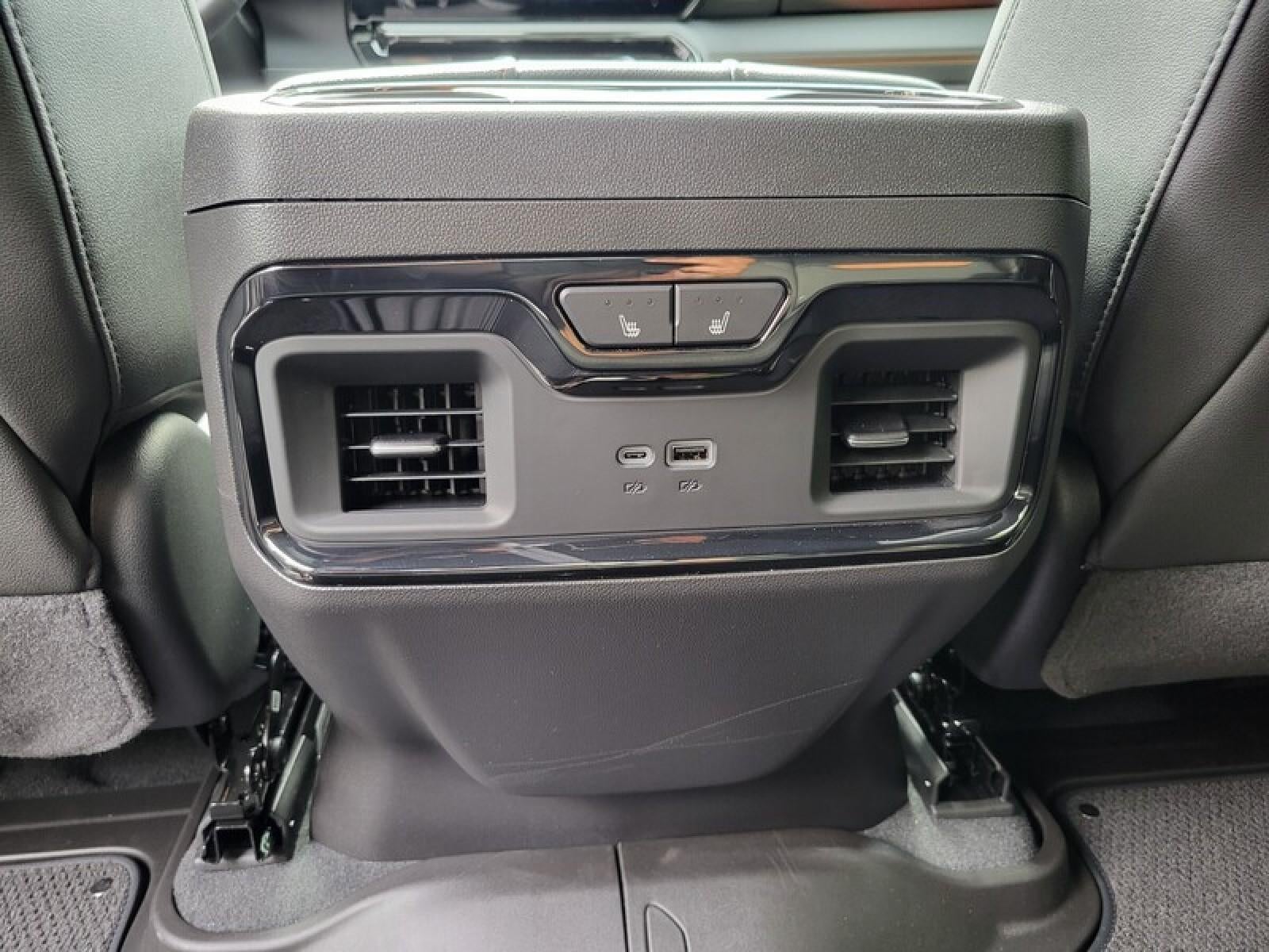 2026 GMC Sierra 1500 Crew Cab Short Box 4-Wheel Drive AT4
