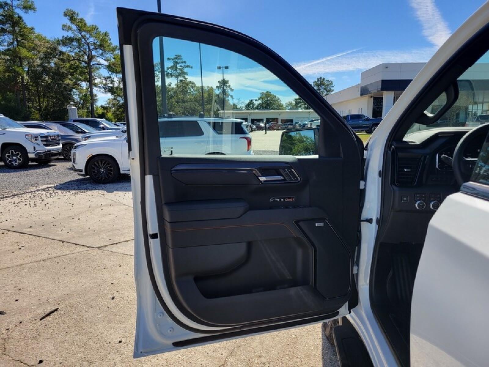 2026 GMC Sierra 1500 Crew Cab Short Box 4-Wheel Drive AT4