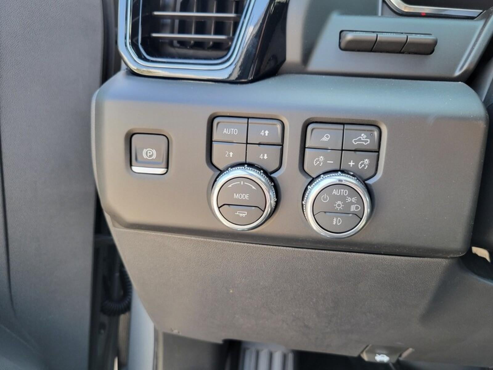 2026 GMC Sierra 1500 Crew Cab Short Box 4-Wheel Drive AT4