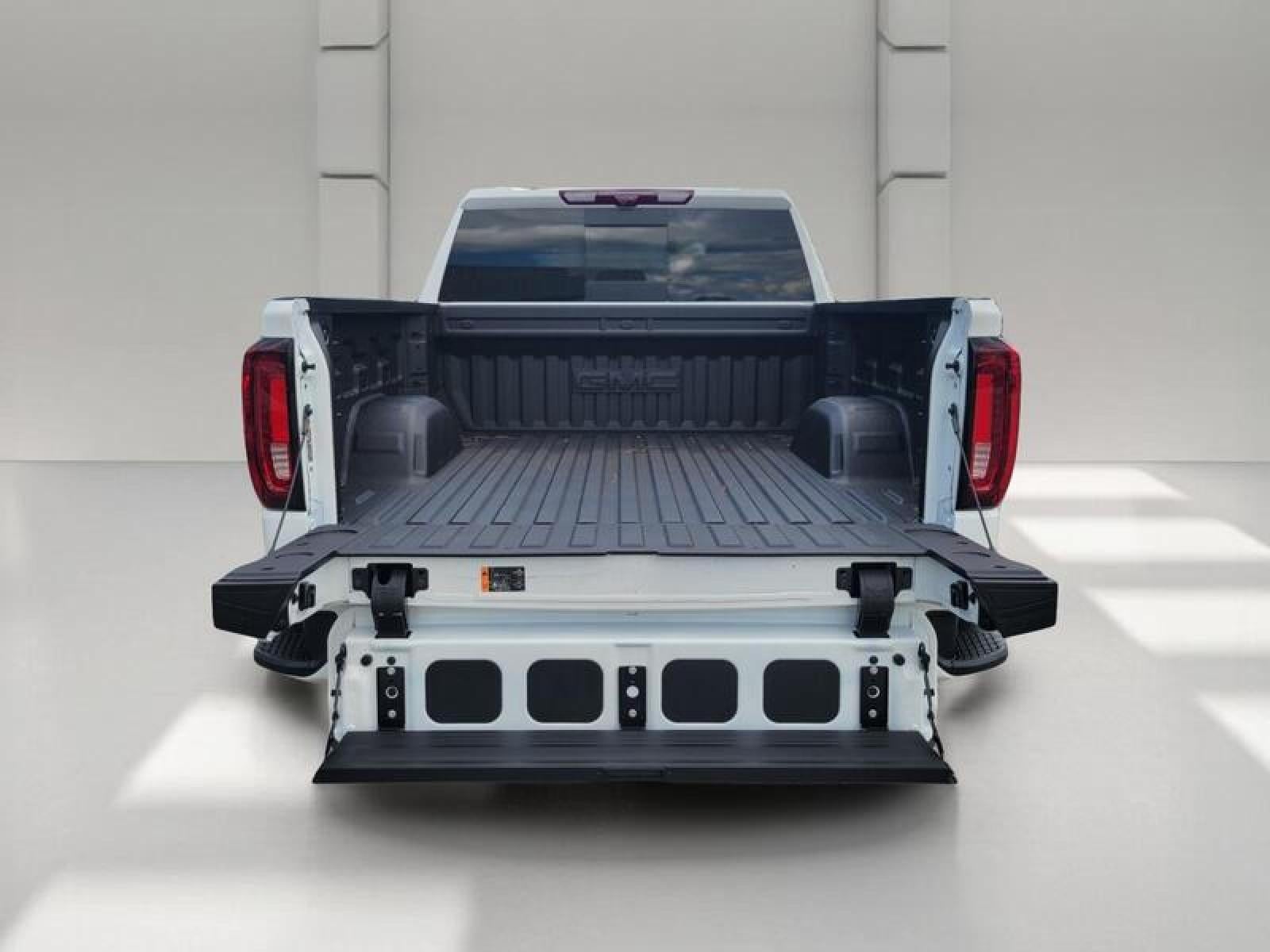 2026 GMC Sierra 1500 Crew Cab Short Box 4-Wheel Drive AT4