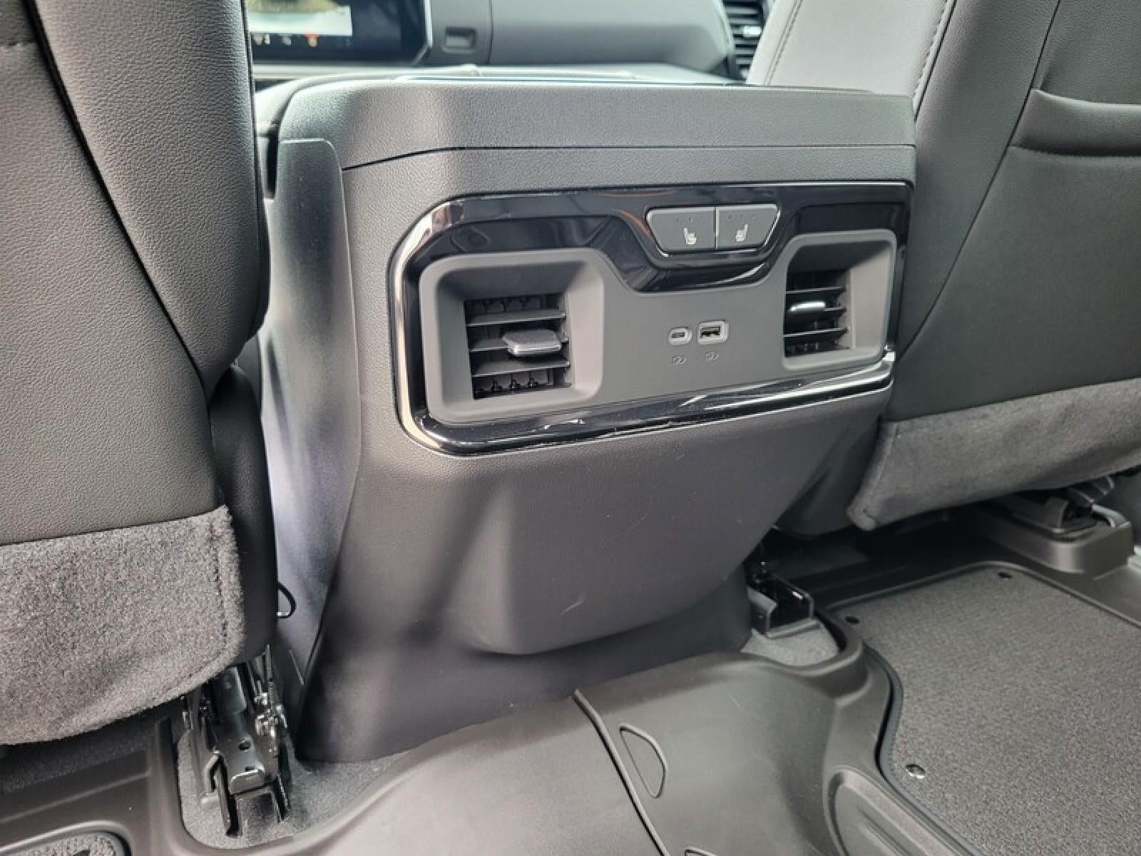 2026 GMC Sierra 1500 Crew Cab Short Box 4-Wheel Drive AT4