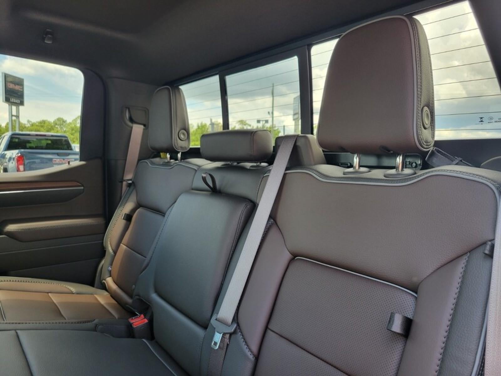 2026 GMC Sierra 1500 Crew Cab Short Box 4-Wheel Drive Denali