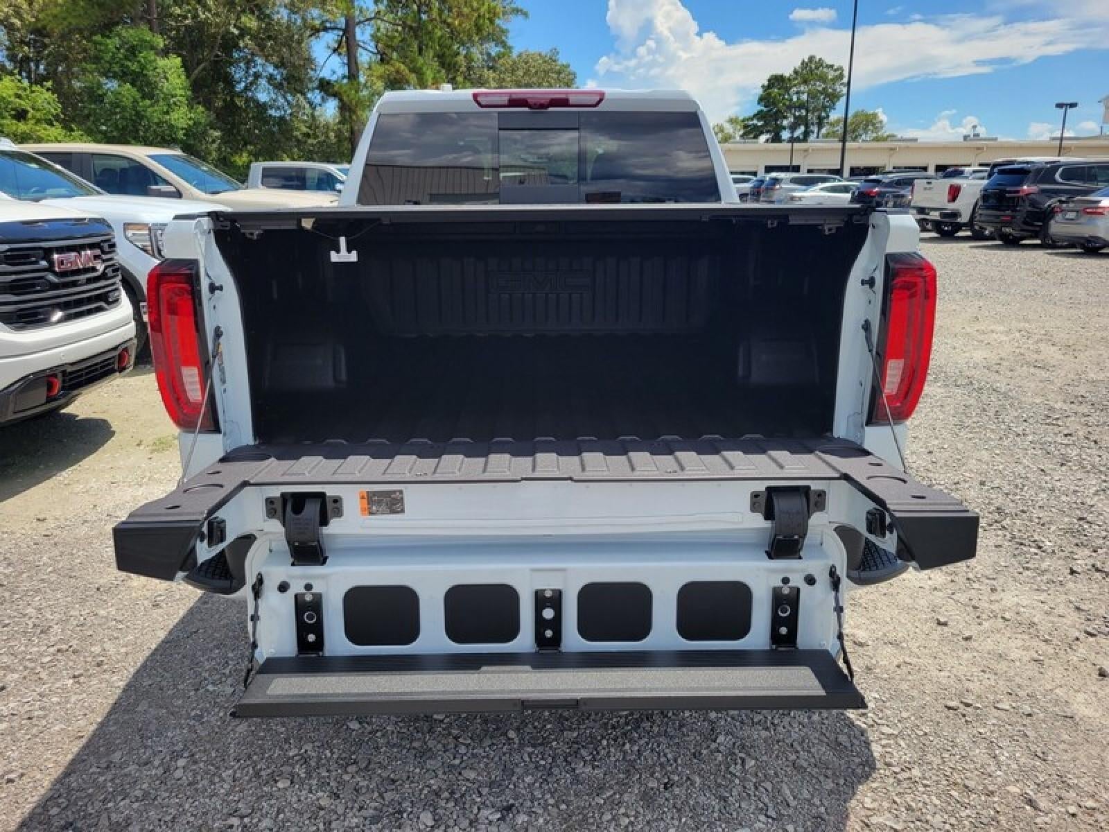 2026 GMC Sierra 1500 Crew Cab Short Box 4-Wheel Drive Denali