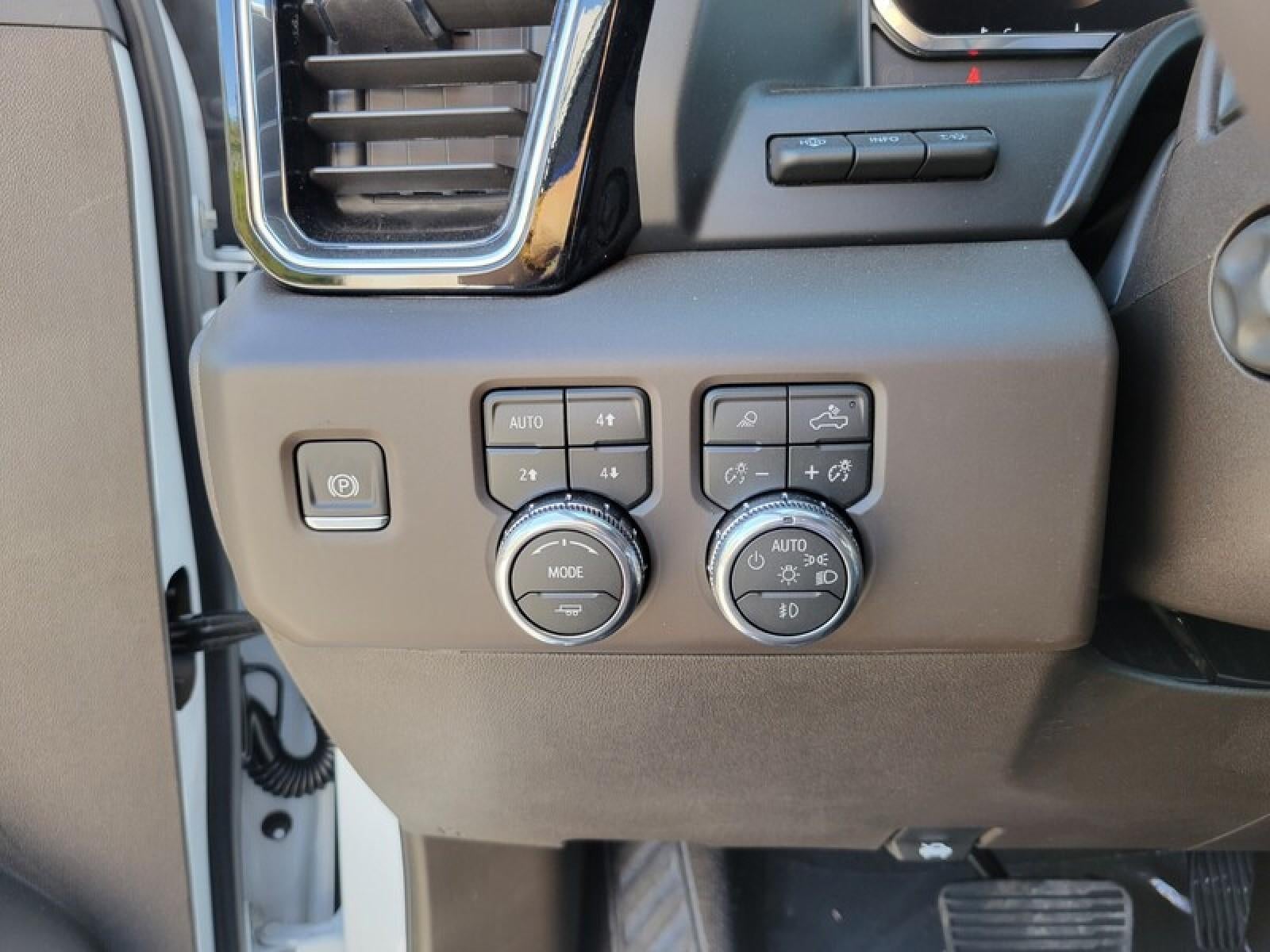 2026 GMC Sierra 1500 Crew Cab Short Box 4-Wheel Drive Denali