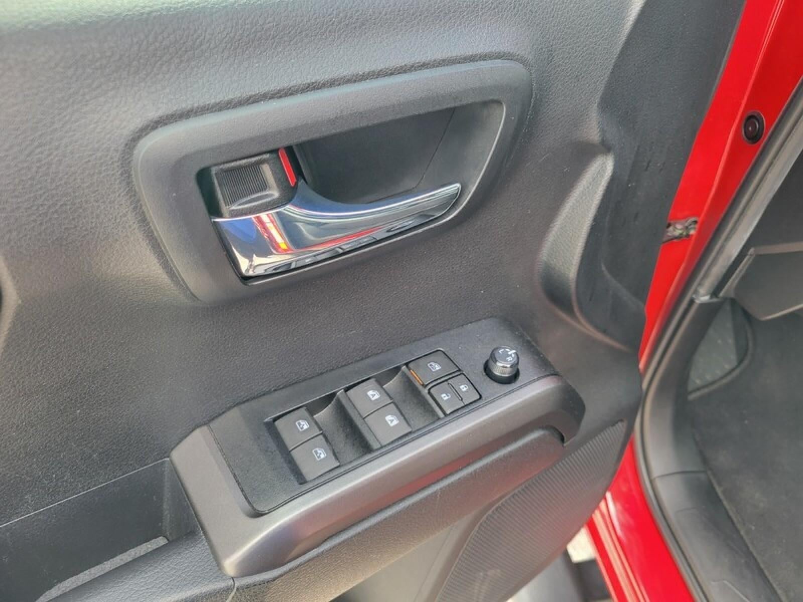 2022 Toyota Tacoma 2WD SR5