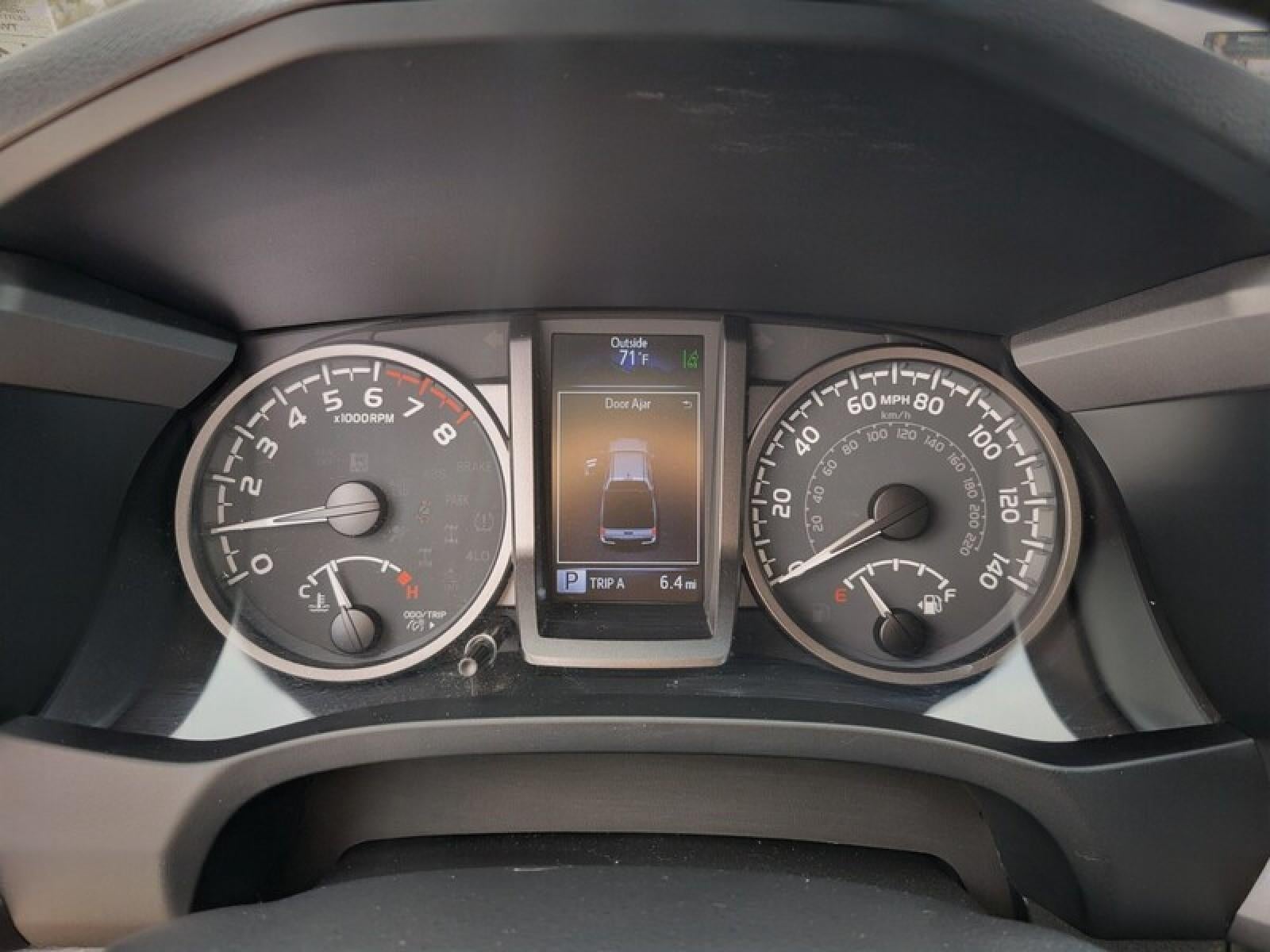 2022 Toyota Tacoma 2WD SR5